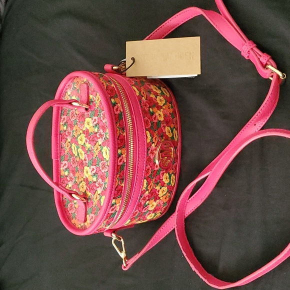 Steve Madden Handbags - Steve madden Floral Train Case